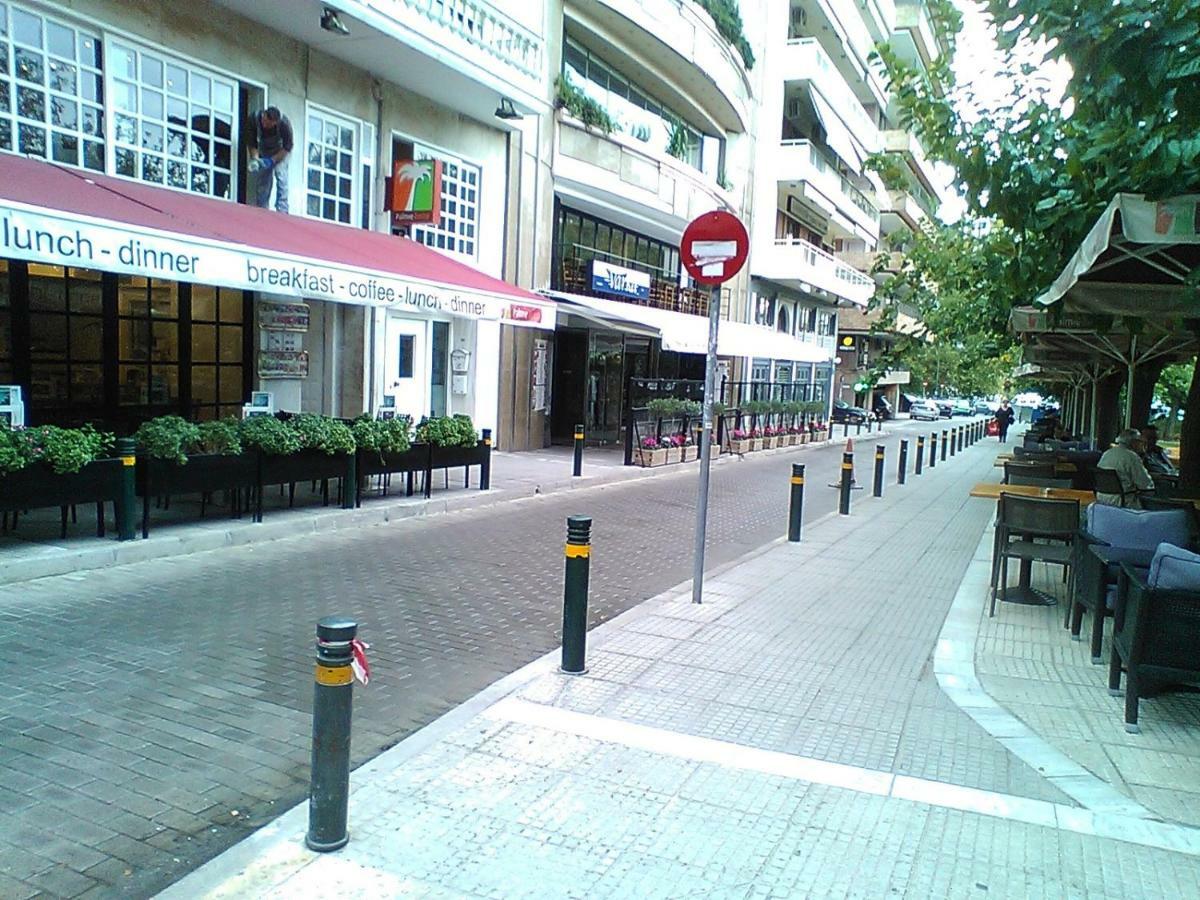 Tranquil Central Apt, Behind Athens Caravel Area エクステリア 写真